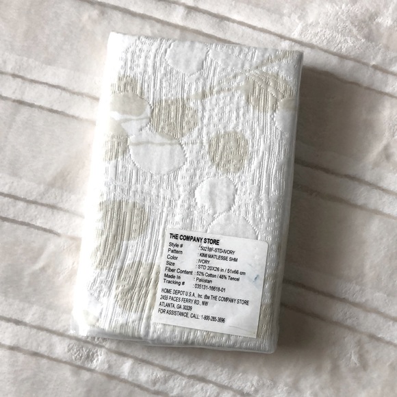 The Company Store Other - The Company Store Standard pillowcase